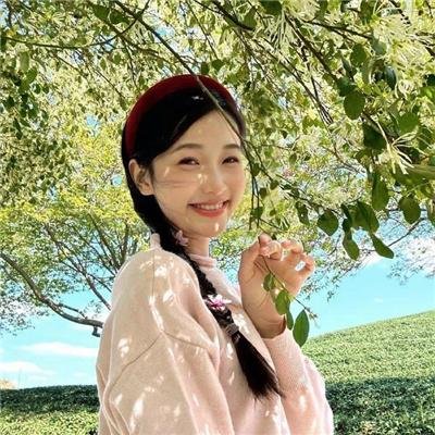 深郁之蓝 封面